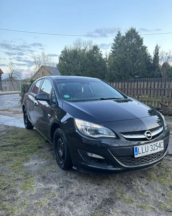 Opel Astra cena 36900 przebieg: 186048, rok produkcji 2014 z Zgierz małe 781